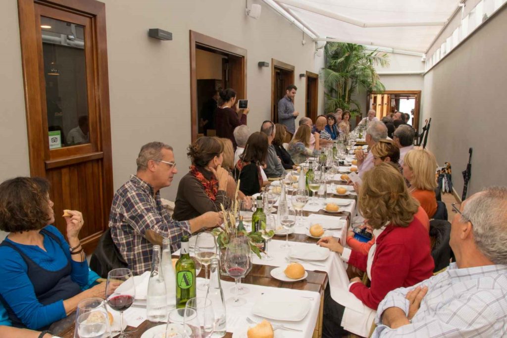 Los Amigos Canarios del Buen Comer