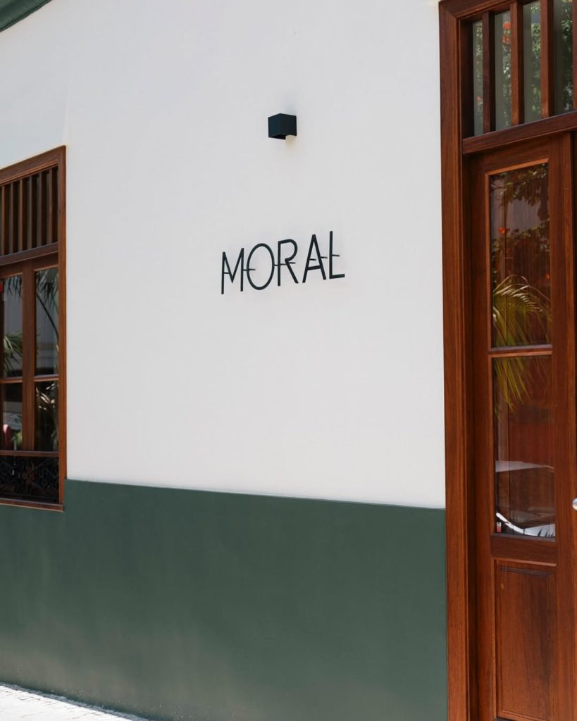 El Restaurante Moral